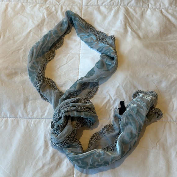 Kenneth Cole Reaction scarf - Picture 4 of 4